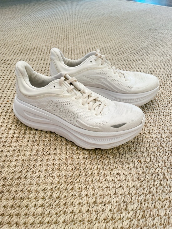 Hoka Shoes - HOKA® Bondi 9 Sneakers in white / white - WORN ONCE - Womens size 9